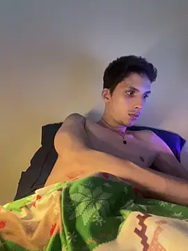 Snapshot of CamiloXx04 chatting on 22, 4, 2026 CamiloXx04 online show from 22, 4, 2026