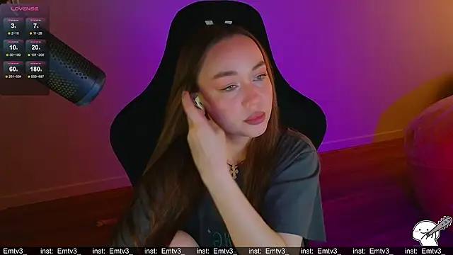 Snapshot of Emili1- chatting on 29, 3, 2026 Emili1- online show from 29, 3, 2026