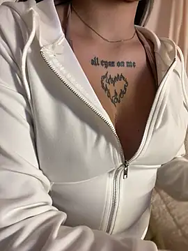 Snapshot of eva_elifee chatting on 1, 4, 2026 eva elifee online show from 1, 4, 2026