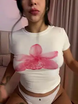 Snapshot of eva_elifee chatting on 2, 4, 2026 eva elifee online show from 2, 4, 2026