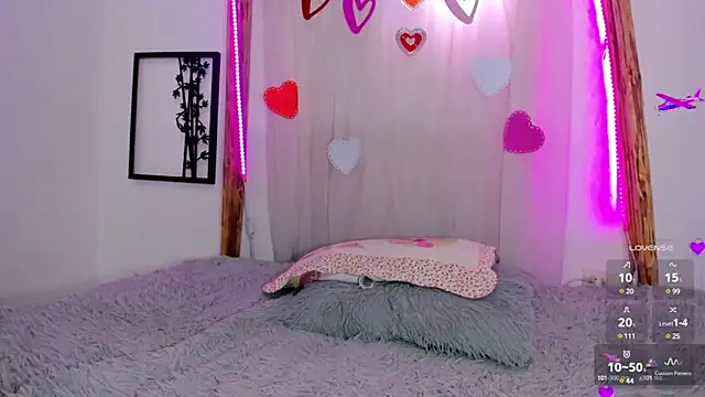 Snapshot of _RedMoon chatting on 25, 2, 2025 RedMoon online show from 25, 2, 2025