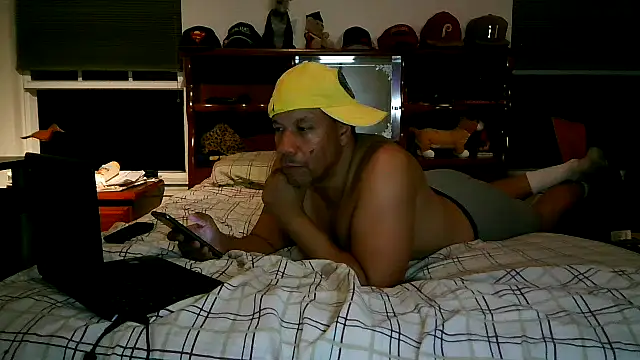 Snapshot of pimpdaddy4ever chatting on 22, 12, 2025 pimpdaddy4ever online show from 22, 12, 2025