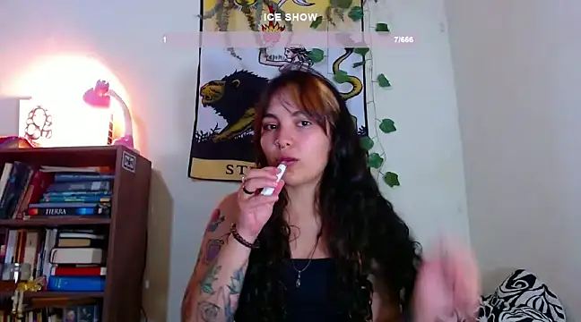 sweetiee mary online show from 12, 1, 2025