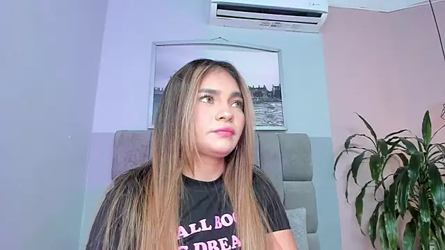 Snapshot of selene_tylor_ chatting on 26, 5, 2026 selene tylor online show from 26, 5, 2026
