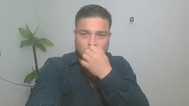 Snapshot of DirtyRcride chatting on 20, 10, 2025 DirtyRcride online show from 20, 10, 2025