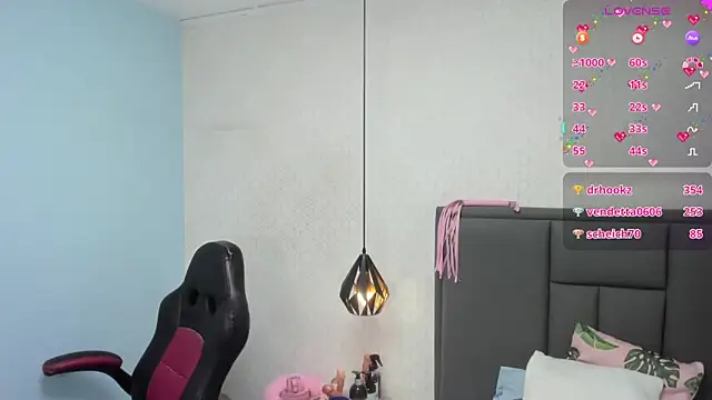 MADISON ROWAN1 online show from 25, 2, 2025