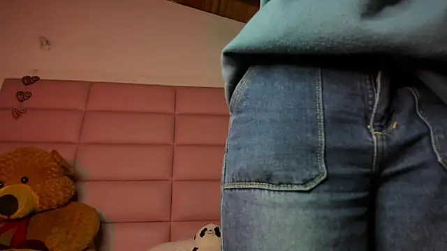 little-Emma online show from 17, 1, 2025