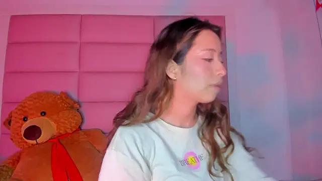 little-Emma online show from 15, 3, 2025