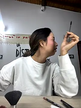 little-Emma online show from 10, 10, 2025