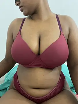 Snapshot of sweety_yehara chatting on 4, 5, 2026 sweety yehara online show from 4, 5, 2026