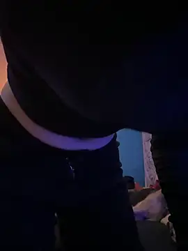 emilysue1 online show from 1, 1, 2025