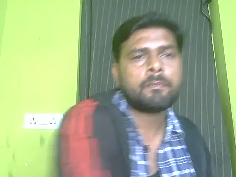 Snapshot of Couple_hina chatting on 17, 12, 2025 Couple hina online show from 17, 12, 2025