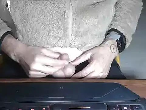 Snapshot of Adri_gard chatting on 5, 2, 2025 Adri gard online show from 5, 2, 2025