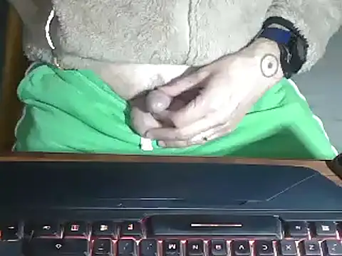 Snapshot of Adri_gard chatting on 13, 3, 2025 Adri gard online show from 13, 3, 2025