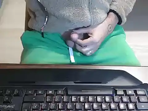 Snapshot of Adri_gard chatting on 21, 3, 2025 Adri gard online show from 21, 3, 2025