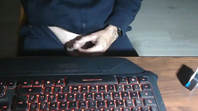 Snapshot of Adri_gard chatting on 17, 11, 2025 Adri gard online show from 17, 11, 2025