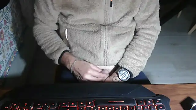 Snapshot of Adri_gard chatting on 22, 11, 2025 Adri gard online show from 22, 11, 2025