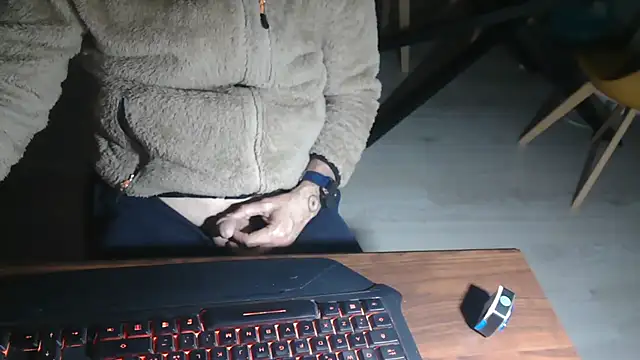 Snapshot of Adri_gard chatting on 16, 3, 2026 Adri gard online show from 16, 3, 2026