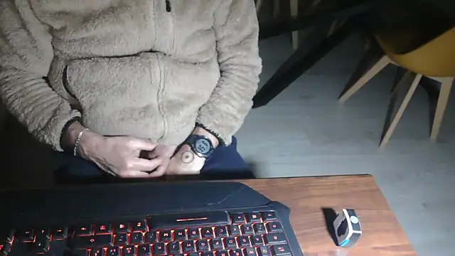 Snapshot of Adri_gard chatting on 20, 3, 2026 Adri gard online show from 20, 3, 2026