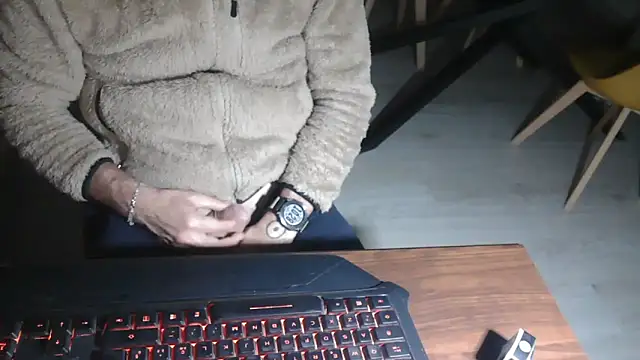 Snapshot of Adri_gard chatting on 21, 3, 2026 Adri gard online show from 21, 3, 2026