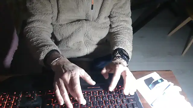 Snapshot of Adri_gard chatting on 4, 4, 2026 Adri gard online show from 4, 4, 2026