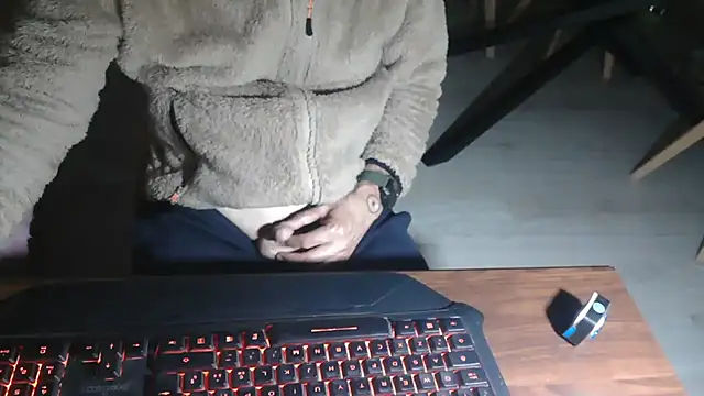 Snapshot of Adri_gard chatting on 9, 4, 2026 Adri gard online show from 9, 4, 2026