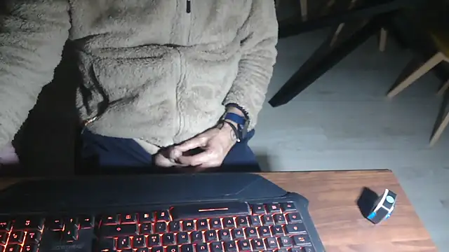 Snapshot of Adri_gard chatting on 11, 4, 2026 Adri gard online show from 11, 4, 2026