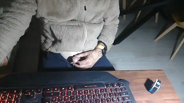 Snapshot of Adri_gard chatting on 20, 4, 2026 Adri gard online show from 20, 4, 2026