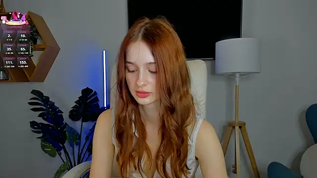 Snapshot of Viola__moon chatting on 14, 10, 2025 Viola moon online show from 14, 10, 2025