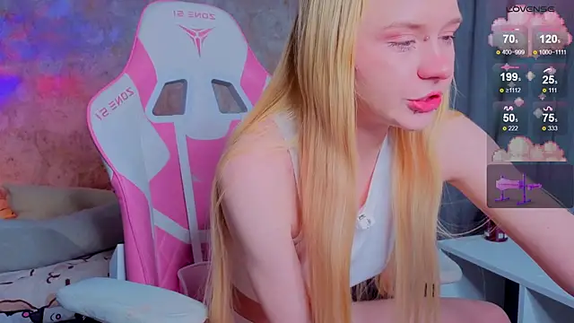 Snapshot of Milia_Parker chatting on 7, 4, 2026 Milia Parker online show from 7, 4, 2026