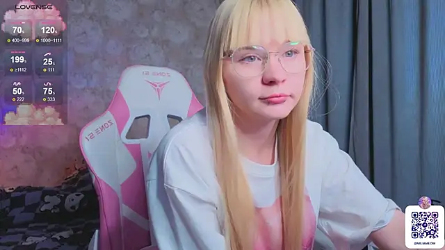 Snapshot of Milia_Parker chatting on 8, 4, 2026 Milia Parker online show from 8, 4, 2026