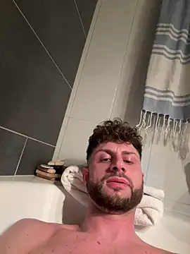 Snapshot of michifolli92 chatting on 10, 3, 2025 michifolli92 online show from 10, 3, 2025