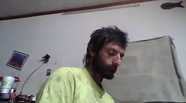 Snapshot of BigPeter6987 chatting on 6, 1, 2025 BigPeter6987 online show from 6, 1, 2025