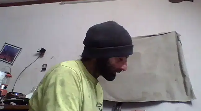 Snapshot of BigPeter6987 chatting on 8, 1, 2025 BigPeter6987 online show from 8, 1, 2025