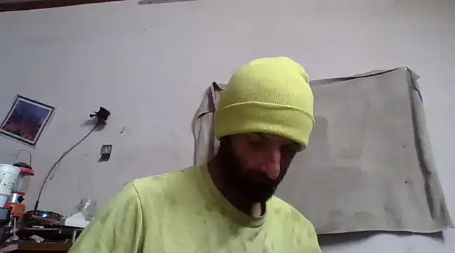 Snapshot of BigPeter6987 chatting on 10, 1, 2025 BigPeter6987 online show from 10, 1, 2025