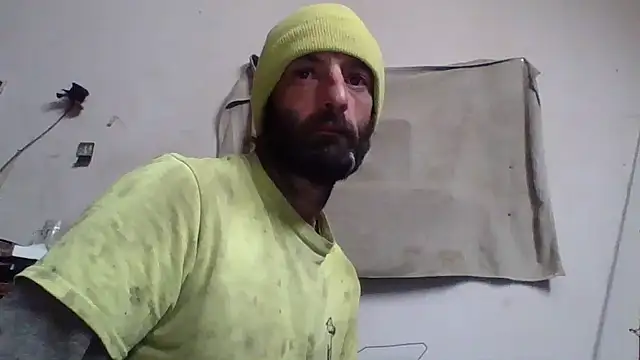 Snapshot of BigPeter6987 chatting on 13, 1, 2025 BigPeter6987 online show from 13, 1, 2025