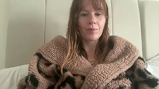 redheadrosie69 online show from 6, 10, 2025