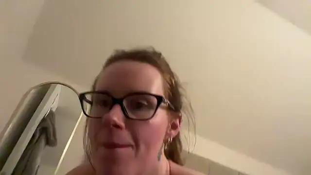 redheadrosie69 online show from 12, 3, 2026