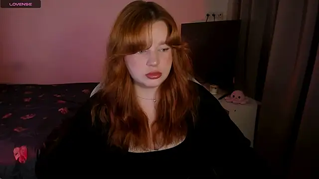 Snapshot of _Lisa_x chatting on 4, 12, 2024  Lisa x online show from 4, 12, 2024