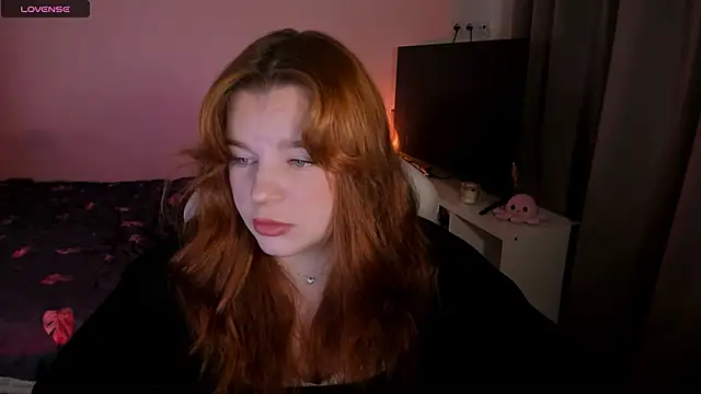 Snapshot of _Lisa_x chatting on 4, 12, 2024  Lisa x online show from 4, 12, 2024