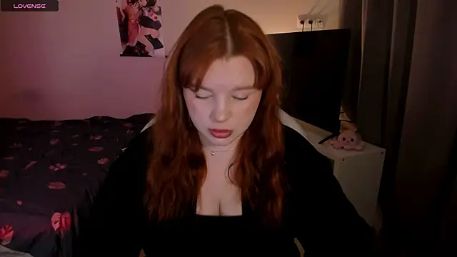 Snapshot of _Lisa_x chatting on 19, 12, 2024  Lisa x online show from 19, 12, 2024