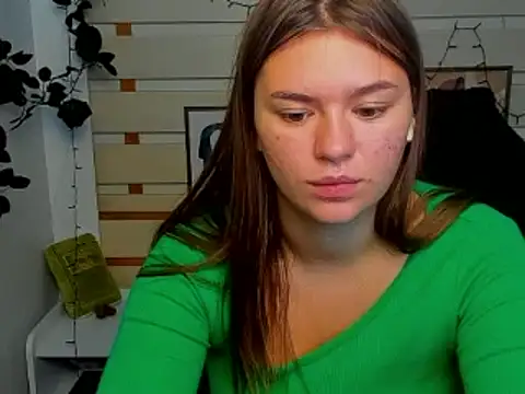Snapshot of Josephine_Kiss chatting on 9, 7, 2026 Josephine Kiss online show from 9, 7, 2026