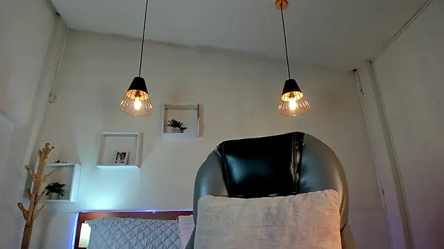 Snapshot of Jayden_Jonnes chatting on 18, 4, 2026 Jayden Jonnes online show from 18, 4, 2026