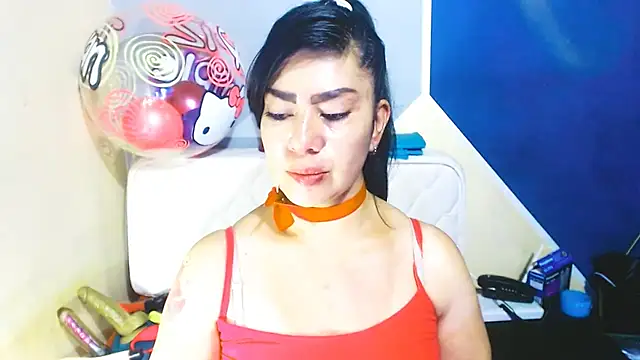 Snapshot of luisahott chatting on 14, 4, 2026 luisahott online show from 14, 4, 2026