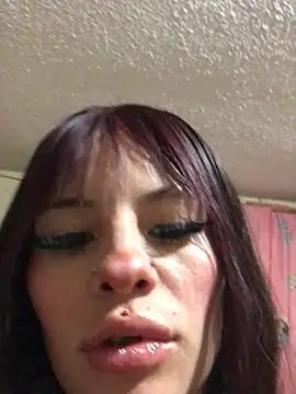 Snapshot of Tifanny_Sweett chatting on 20, 4, 2026 Tifanny Sweett online show from 20, 4, 2026