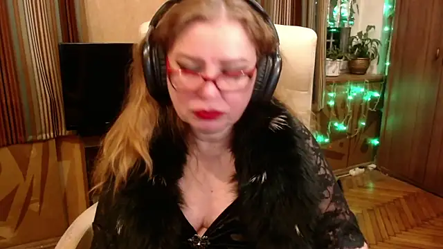 Miss Tress online show from 1, 3, 2026