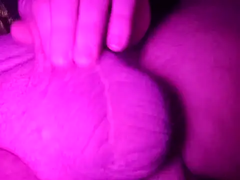 Snapshot of Barrentine88 chatting on 11, 2, 2025 Barrentine88 online show from 11, 2, 2025