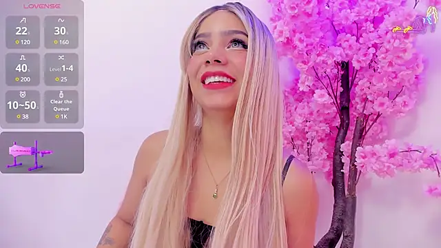 SenniaBella online show from 18, 2, 2025