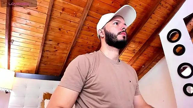 Tom Bailey online show from 25, 11, 2025