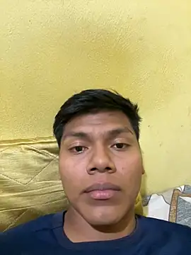 Snapshot of zeddo_23 chatting on 25, 4, 2026 zeddo 23 online show from 25, 4, 2026